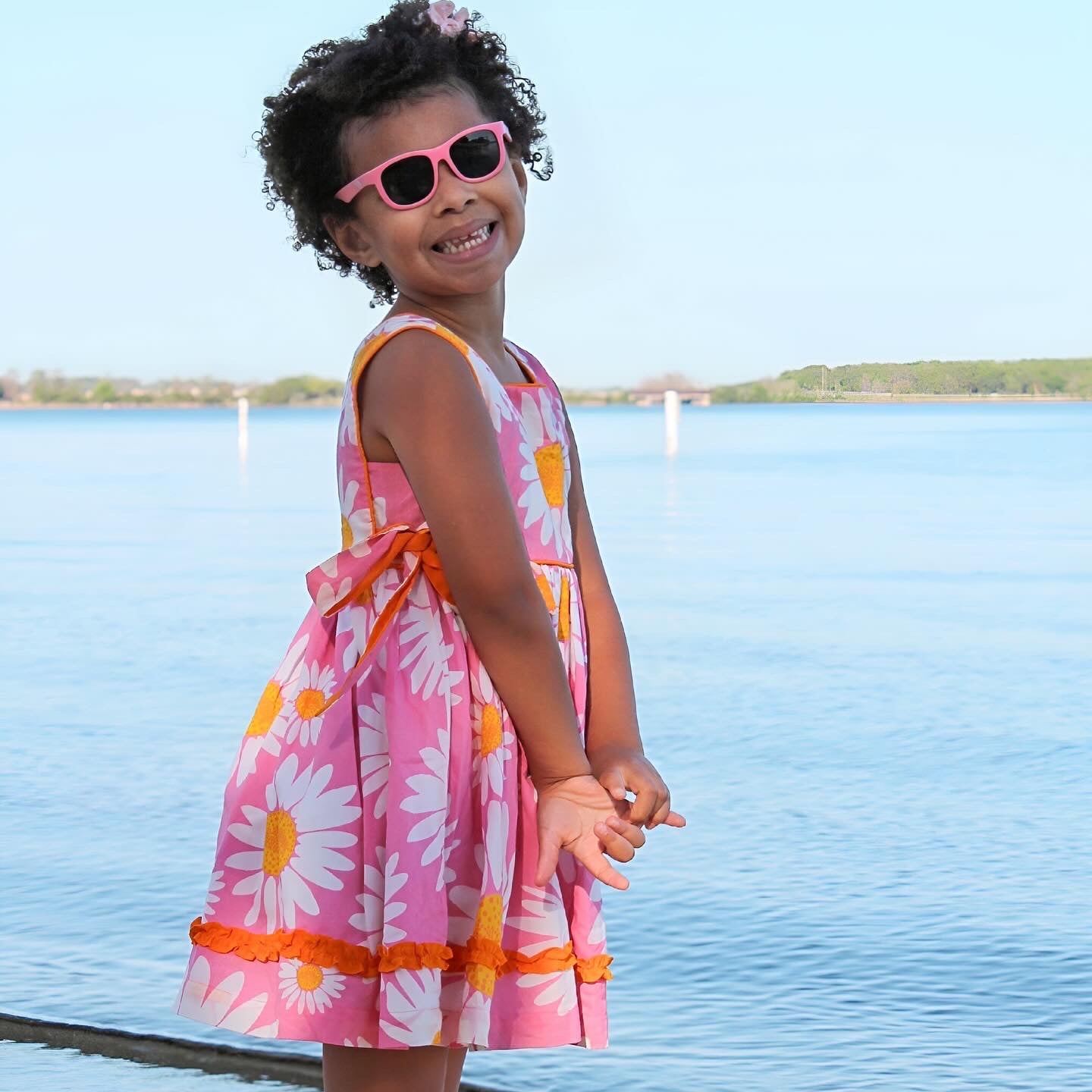 retro daisy dresses Retro Vibes Daisy Dress